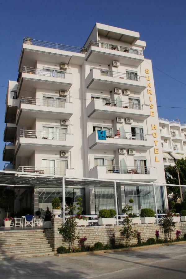 Sunrise Hotel Sarandë Eksteriør bilde