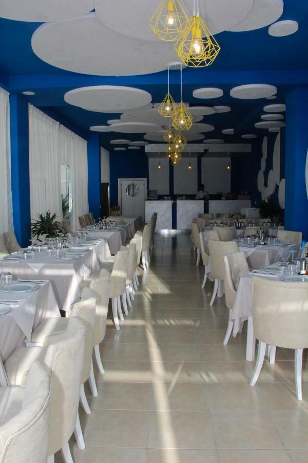 Sunrise Hotel Sarandë Eksteriør bilde