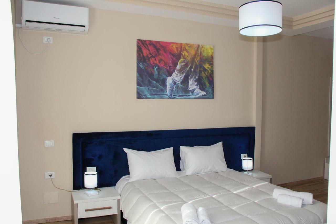 Sunrise Hotel Sarandë Eksteriør bilde