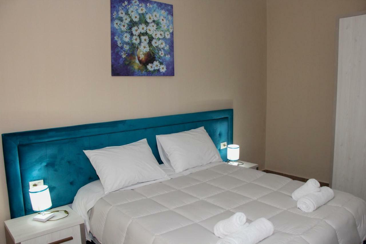 Sunrise Hotel Sarandë Eksteriør bilde